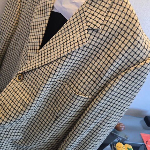 tailored suit jacket - Picture 1 of 3